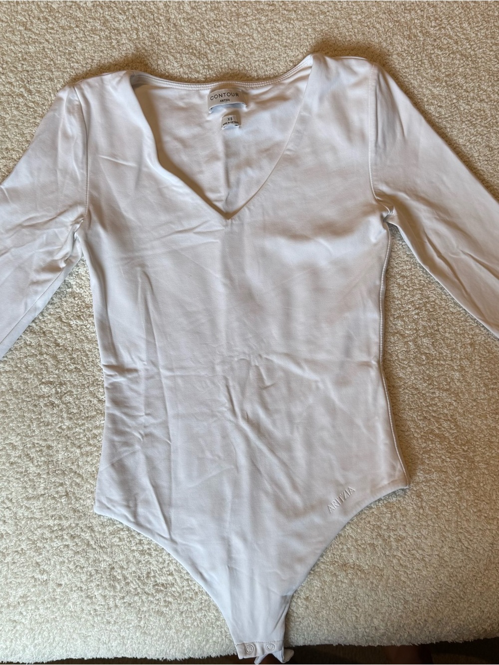 Aritzia White V-Neck Long Sleeve Bodysuit